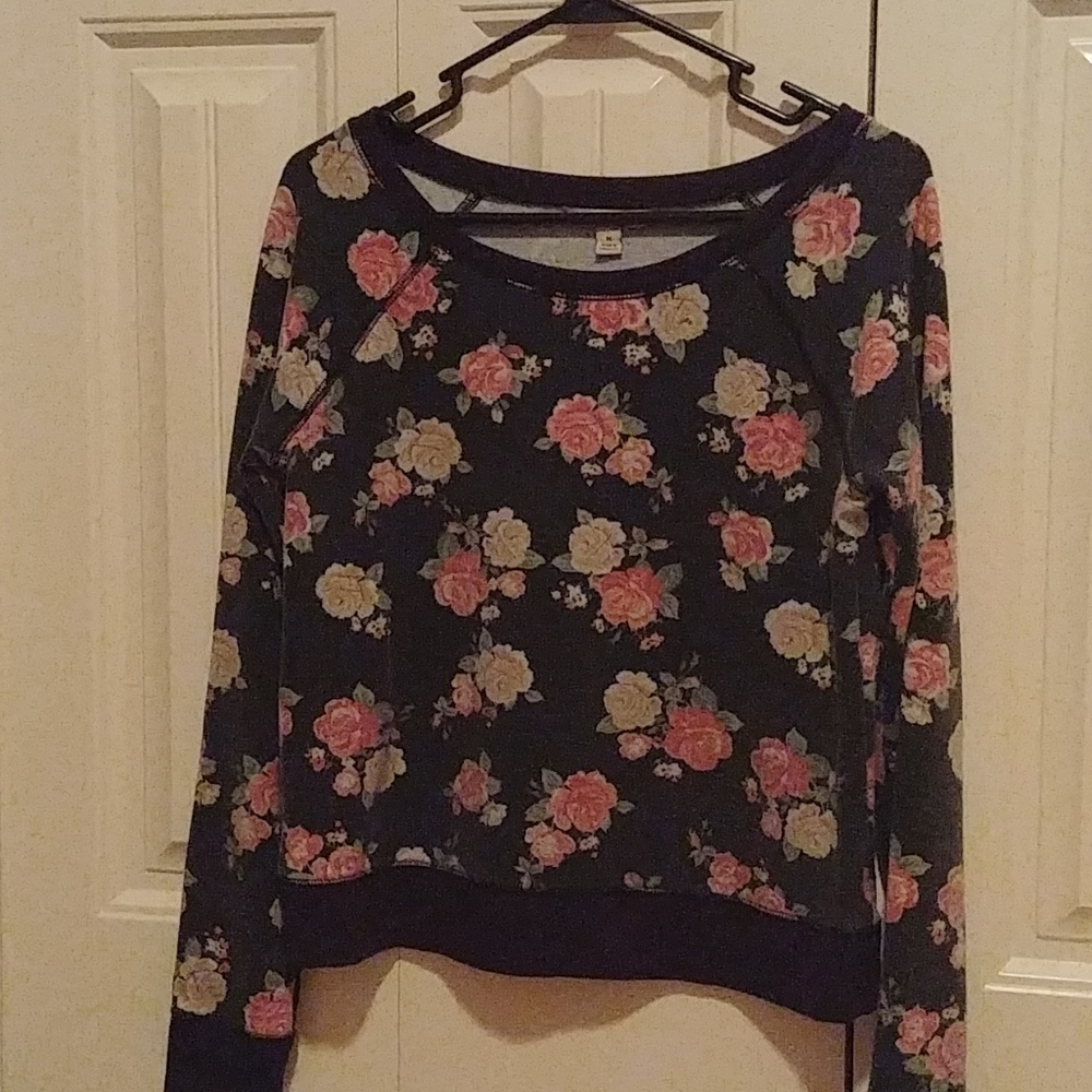 Decree crew neck sweater